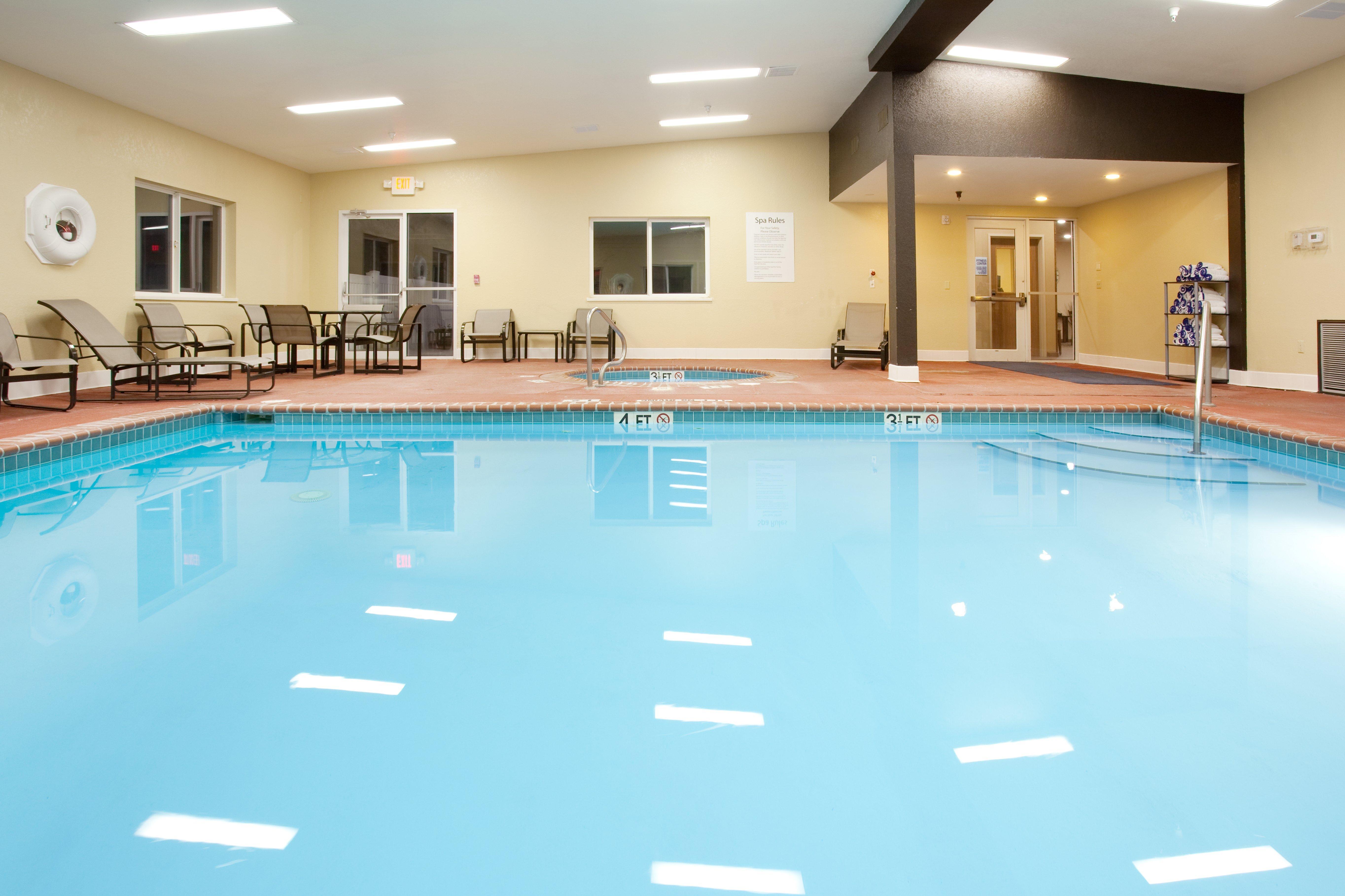Holiday Inn Express Hotel & Suites Torrington By Ihg מראה חיצוני תמונה